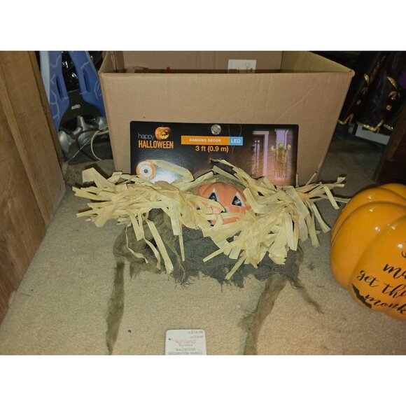 Lot of 3 New Halloween Decor Hanging Witch Broom Sign Flying Monkeys Pumpkin LED - Picture 2 of 8